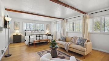 3 habitaciones, tabla de planchar con plancha y wifi gratis