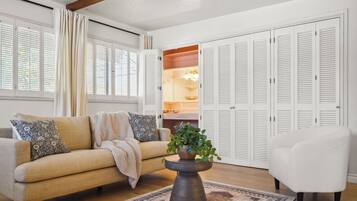 Smart-TV, Kamin, Videospiele