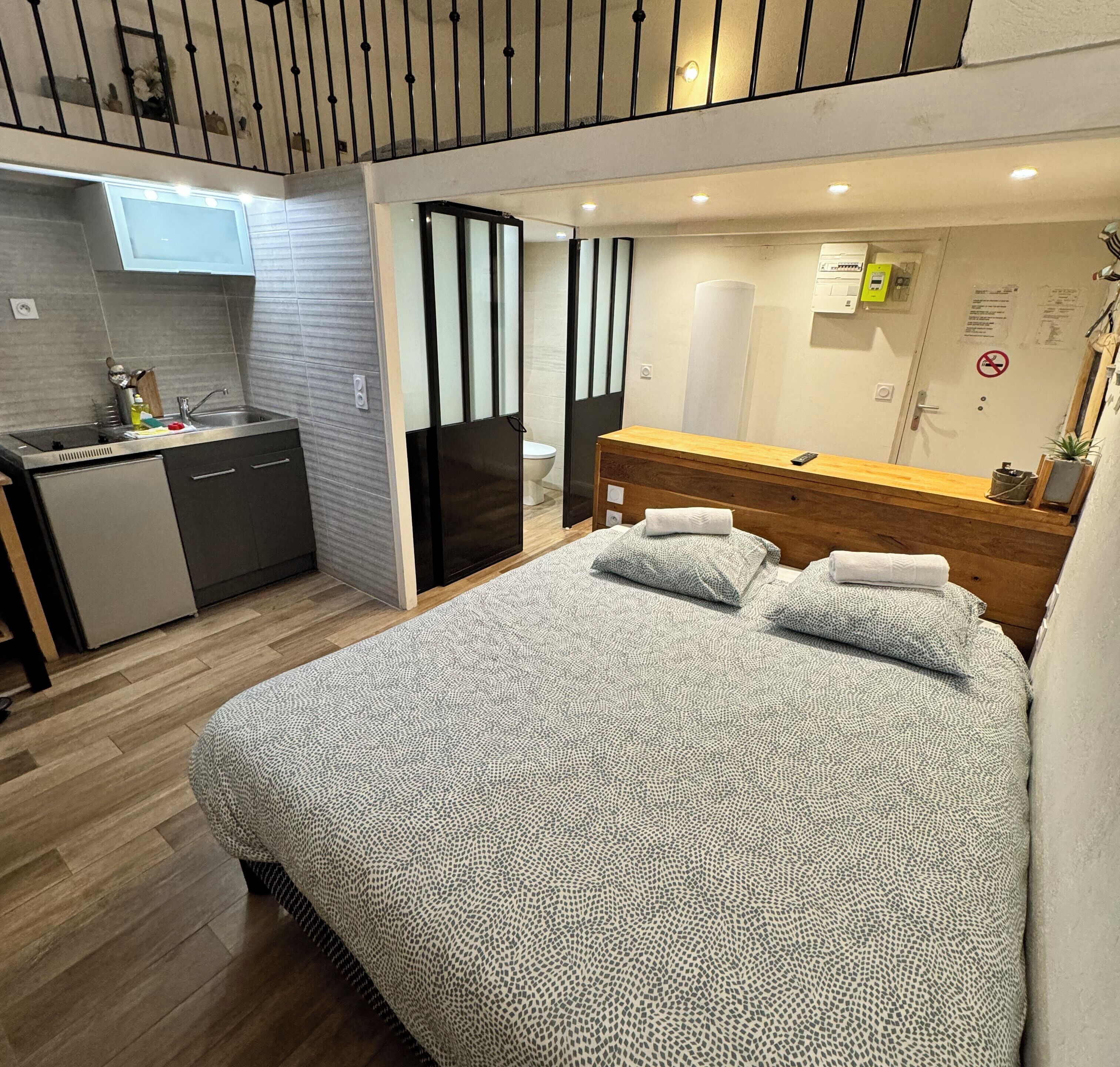 1 bedroom, WiFi, bed sheets