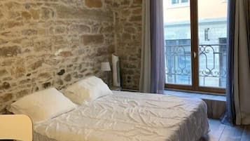 1 bedroom, WiFi, bed sheets