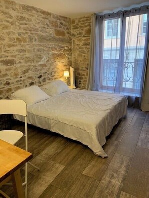 1 chambre, Wi-Fi, draps fournis