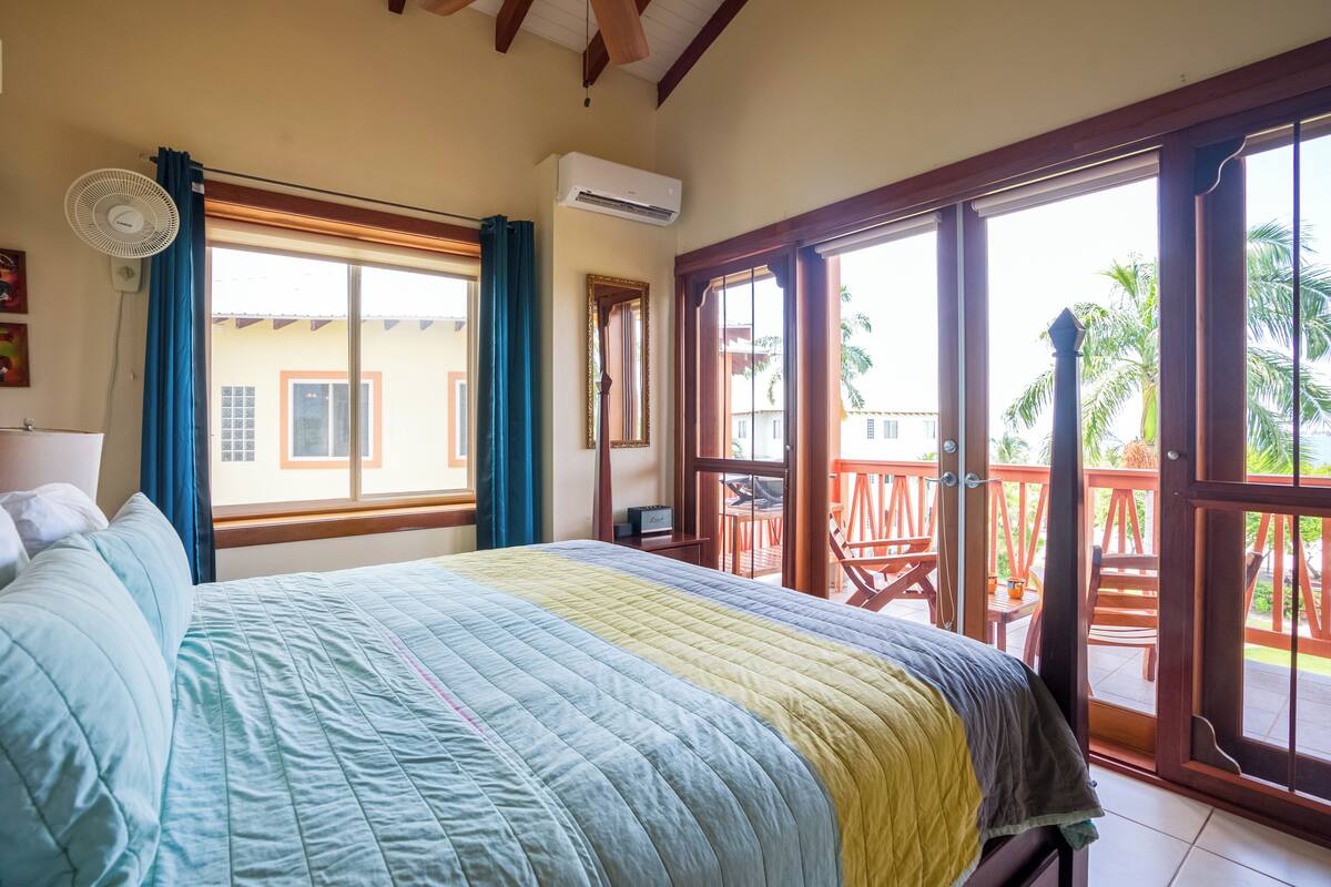 Penthouse phong cách cổ điển, 3 phòng ngủ, quang cảnh một góc biển | Két bảo mật tại phòng, bàn ủi/dụng cụ ủi quần áo 