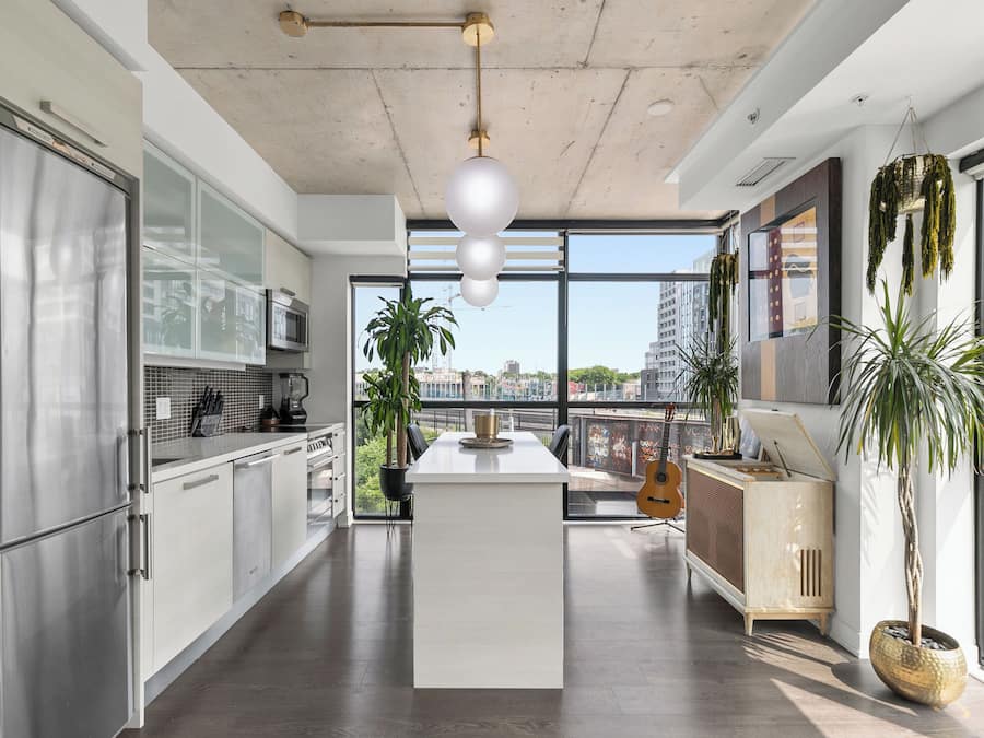 Free WiFi, bed sheets, wheelchair access