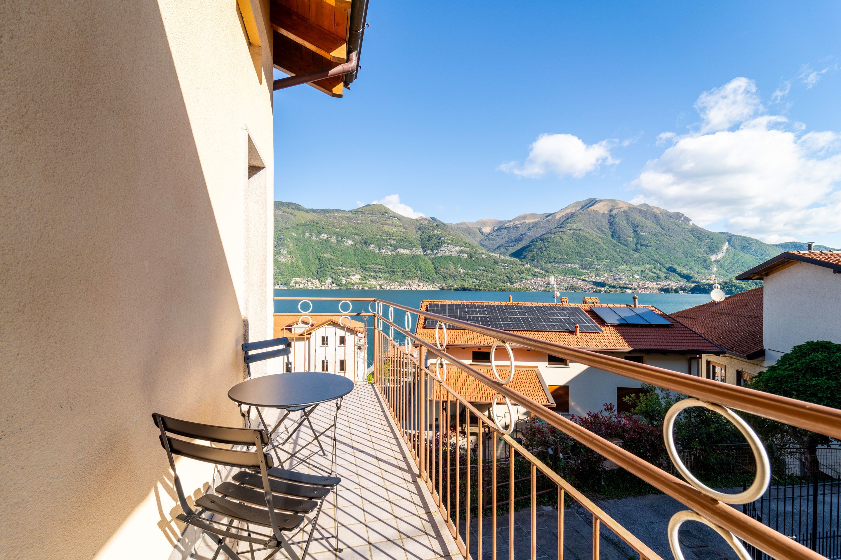 House, Lake View | Balcony