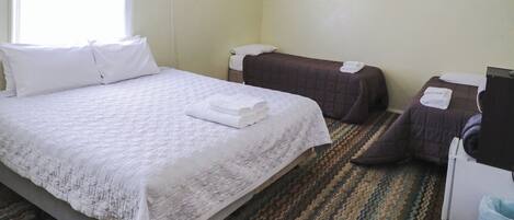 1 bedroom, WiFi, bed sheets