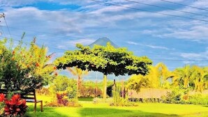 Unclassified image, 5 of 19, button - Hôtel jardines Arenal  (La Fortuna)