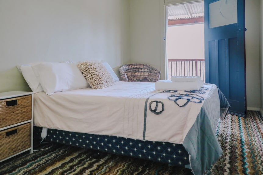 Double Room With Shared Bathroom - Blue Mountains
