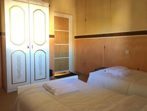2 bedrooms, bed sheets