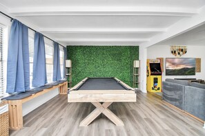 Game room - White Maples Poolside Paradise with Heated Pool! (Stafford)