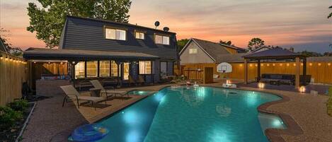 Außenpool, beheizter Pool