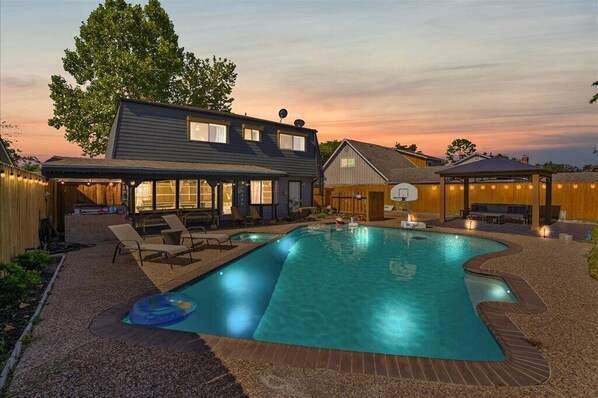 Outdoor pool, a heated pool - White Maples Poolside Paradise with Heated Pool! (Stafford)