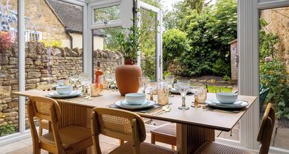 Chipping Campden Shabby Chic on Famous High Street