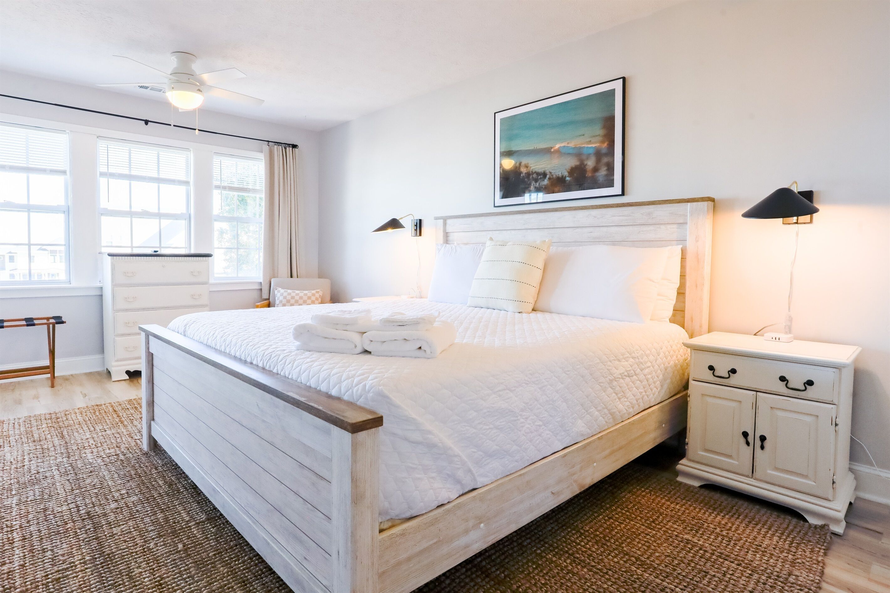 2 Schlafzimmer, Schreibtisch, Bügeleisen/Bügelbrett, Reisekinderbett