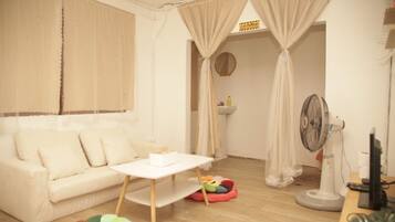 24-inch flat-screen TV with digital channels, Netflix