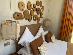 6 habitaciones, tabla de planchar con plancha, wifi y ropa de cama