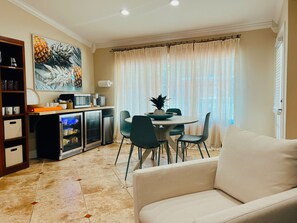 Interior - Coastal Treehouse, Heart of Destin! Walk to beach! Massive Balcony w/ Lake Views (Destin)