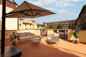 Terrace/patio - Modern Florentine Terrace (Florence)