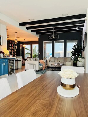 Interior - Cozy stay in Mission - With Pool & Patio (Mission)