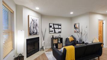 Smart TV, fireplace, table football, ping pong