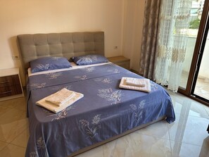 6 makuuhuonetta, Wi-Fi, vuodevaatteet