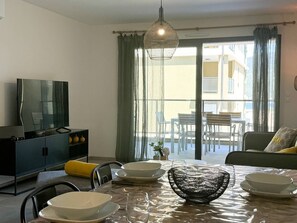 TV - New! Bel'Orizonte T - Two rooms near the sea (PROPRIANO)