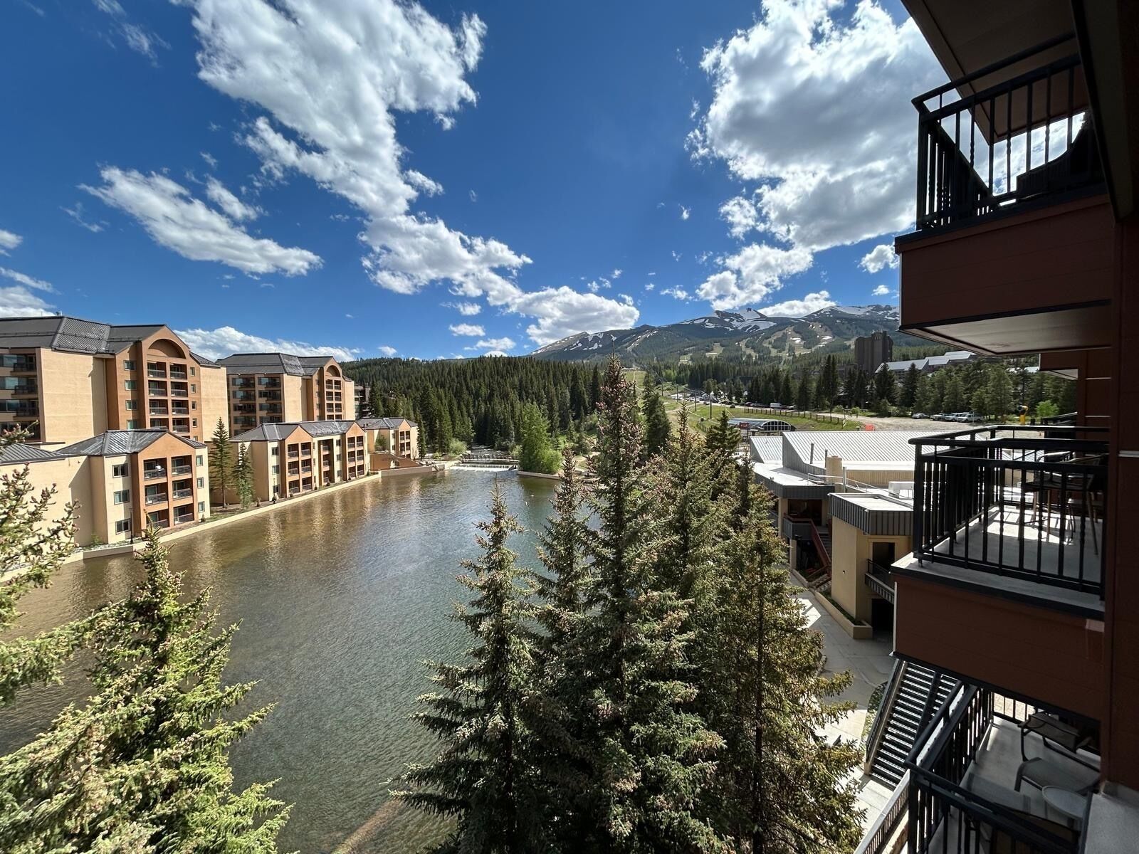Village at Breck with Once-in-a-lifetime views! Ski-in and out and steps to town