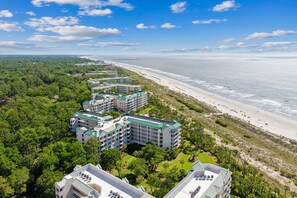On the beach - 4205 Windsor @ Palmetto Dunes | Oceanfront Villa | Pool & Spa | Moments to Beach (Hilton Head Island)