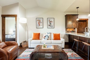 Smart-TV, Kamin, Tischfußball
