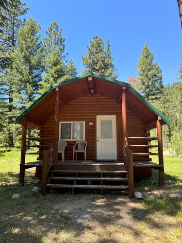 Lost Horse Lodge - Double Queen Cabin #16 - PetsOK