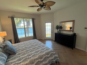 3 bedrooms, desk, free WiFi, bed sheets