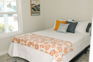 3 soverom, skrivebord, wi-fi og sengetøy