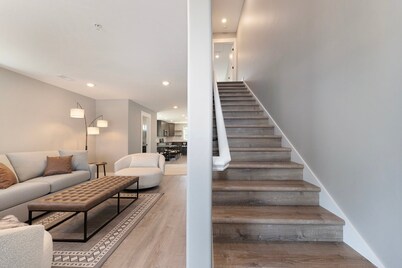 🌲 The Birches ➠ Luxury Condotel in Downtown Lake Leelanau | U3