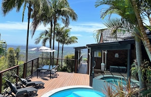 Outdoor dining - The Hillside Retreat-House (Tamborine Mountain)