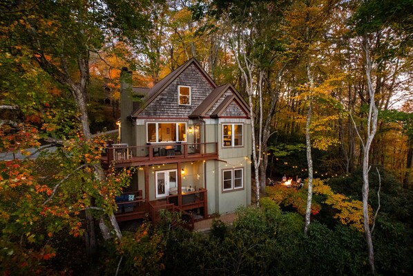 المنشأة من الخارج