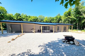 Exterior - Barndominium nestled in the woods near Pictured Rocks, Waterfalls and ATV Trails (Shingleton)