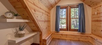 *NEW* Cute Tahoe City Cottage-Close to Beach