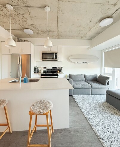 Trendy & Cozy Downtown Halifax Condo