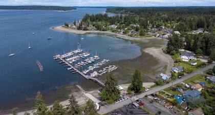 The Sequoia: New! 4bd w/ Soak Tub & Sauna Olympia