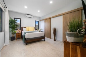 3 chambres, fer et planche à repasser, Wi-Fi, literie fournie