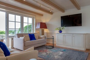 Fernseher, DVD-Player