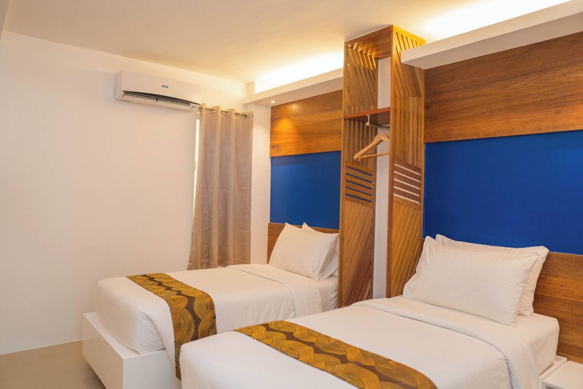 Kamar Twin Standar | Wi-Fi gratis dan seprai linen