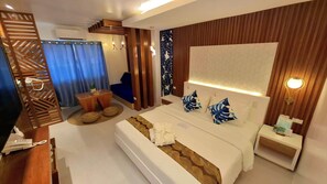 واي فاي مجانًا وملاءات أسرّة