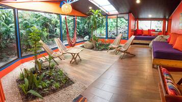 Villa familiar, 2 habitaciones, balcón, vista a la montaña | Terraza o patio