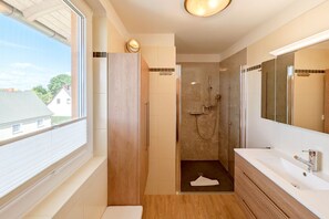 Uklassifisert bilde, 3 av 27, knapp