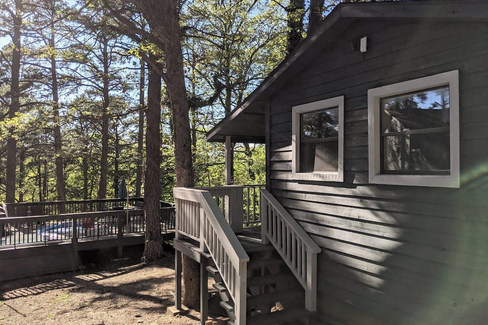 Loblolly Pines Adventure Camp -Camphouse