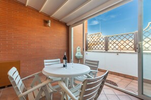 Outdoor dining - Monteverde 2BDR  Penthouse (Roma)