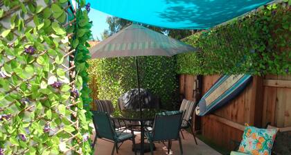 Santa Barbara Mermaid's Cove- Cozy 1-bedroom Apartment with A/C, WiFi, and W&D