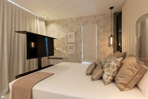 4 habitaciones, tabla de planchar con plancha, cuna de viaje y wifi 