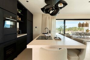 Oven, stovetop, dishwasher, coffee/tea maker - Villa Maxima - Luxury Villa with private pool (Carovigno)