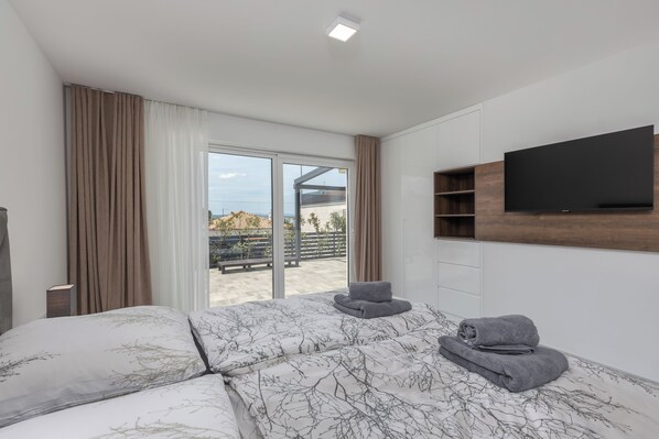 3 makuuhuonetta, silitysrauta/-lauta, ilmainen Wi-Fi, vuodevaatteet